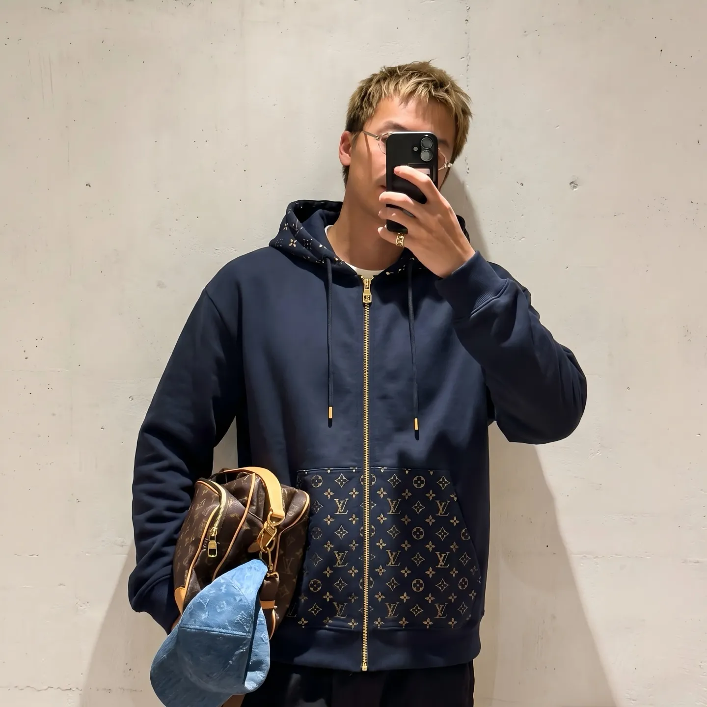 Louis Vuitton/Louis Vuitton presbyopic embossed embossed zipper hooded jacket